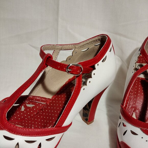 Ellie || 3.5" Bettie Page Holly Pump - White/Red - Picture 6 of 16